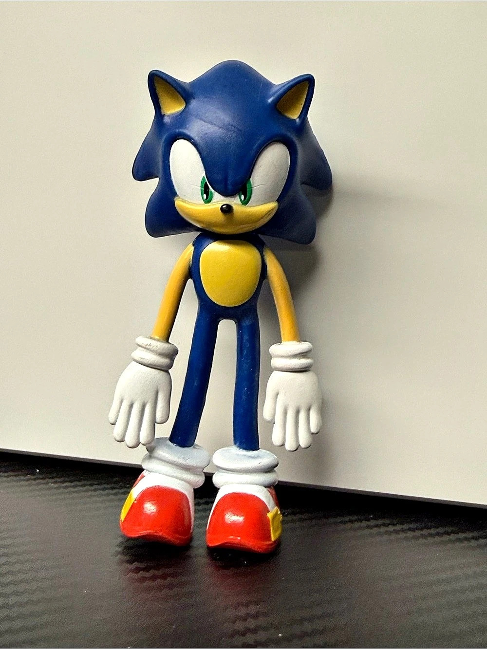Sega Sonic the Hedgehog Action Figure Blue & Red Bend ems